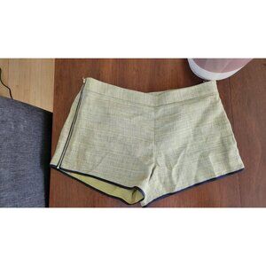 CLUB MONACO Light shorts, size 2